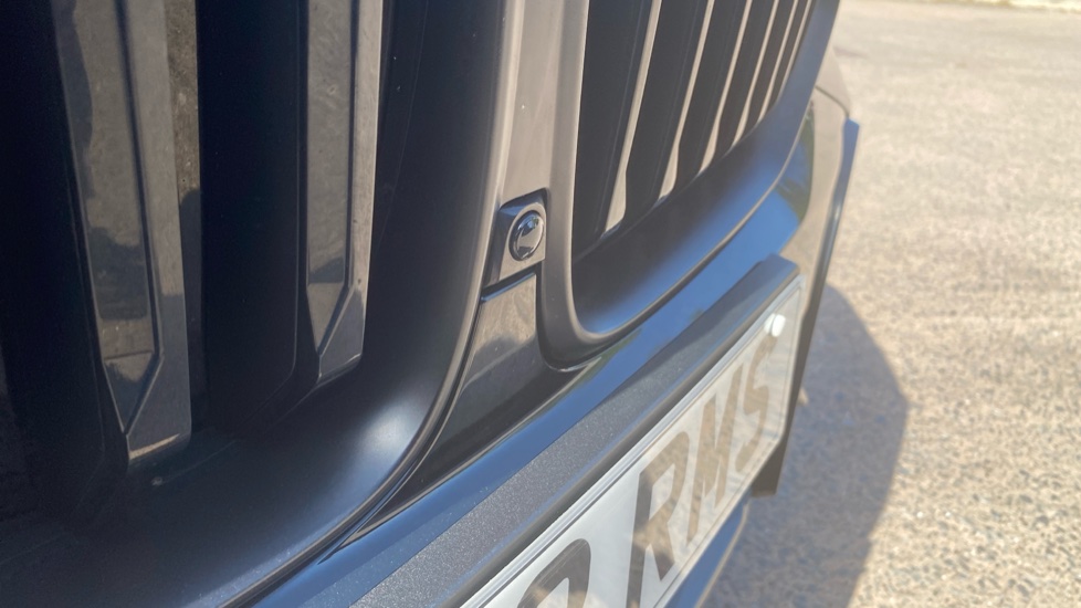 BMW X5 xDrive50e M Sport 5dr Auto Estate - Image 40