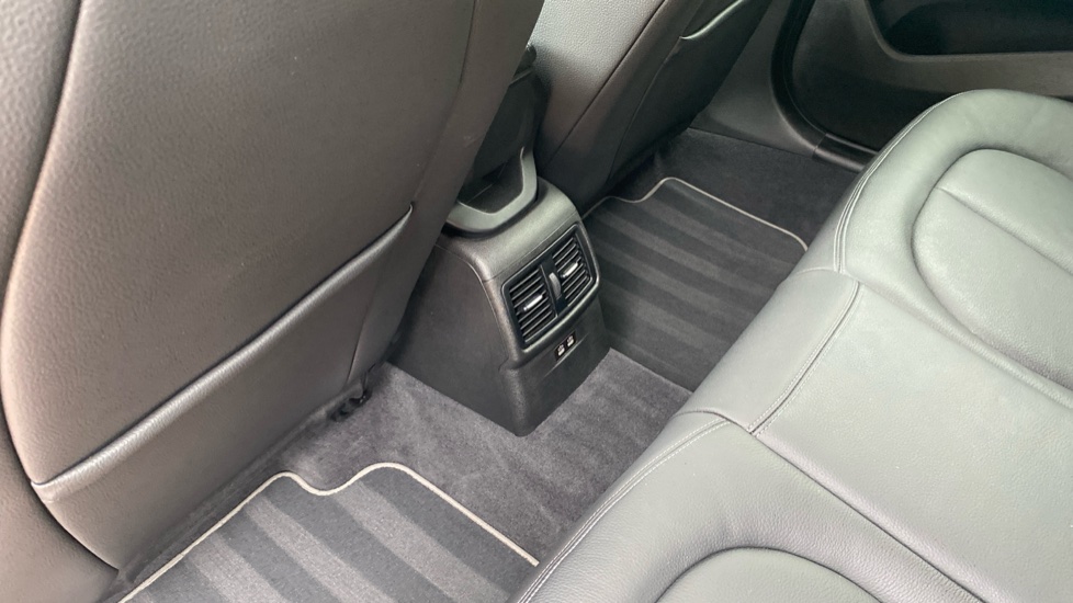 BMW X2 M35i 5dr Step Auto Petrol Hatchback - Image 36
