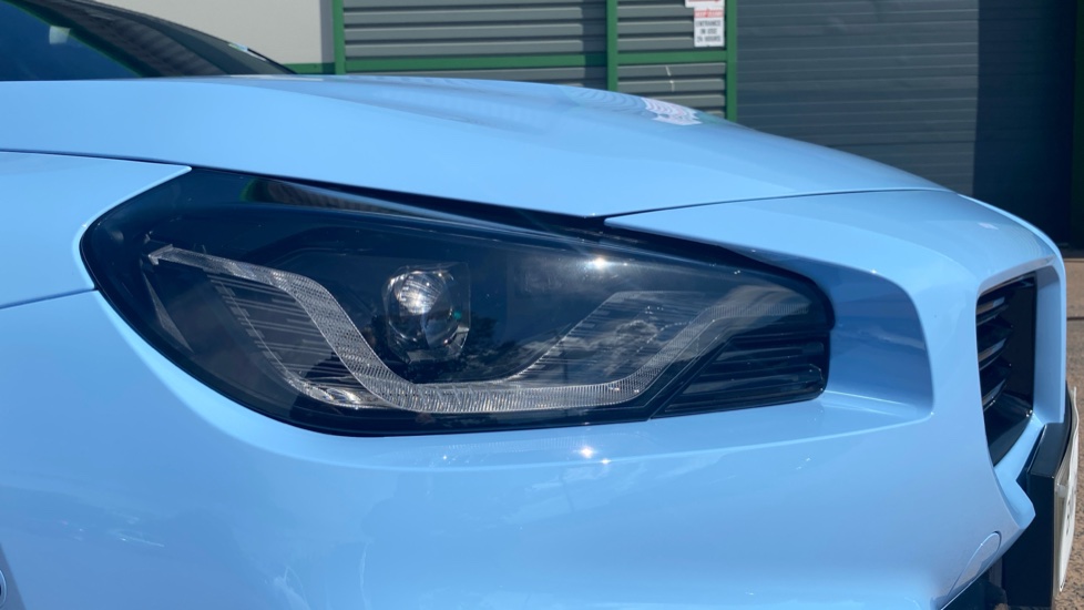 BMW M2 2dr Petrol Coupe - Image 23