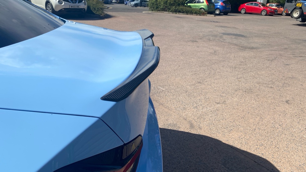 BMW M2 2dr Petrol Coupe - Image 39