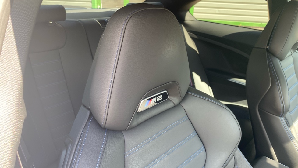 BMW M2 2dr Petrol Coupe - Image 48