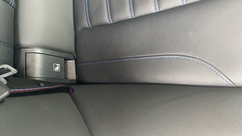BMW 4 Series 420i M Sport 5dr Step Auto Petrol Hatchback - Image 33