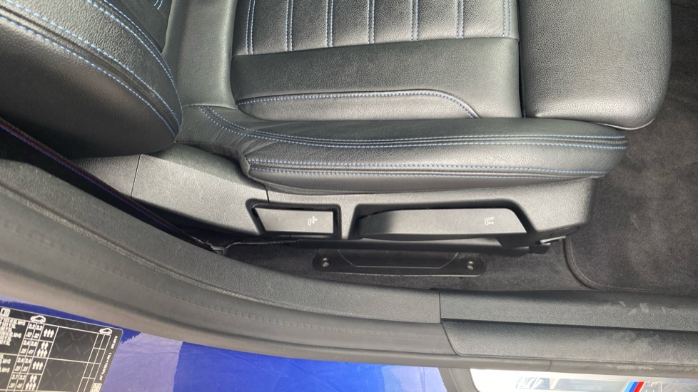 BMW 4 Series 420i M Sport 5dr Step Auto Petrol Hatchback - Image 35