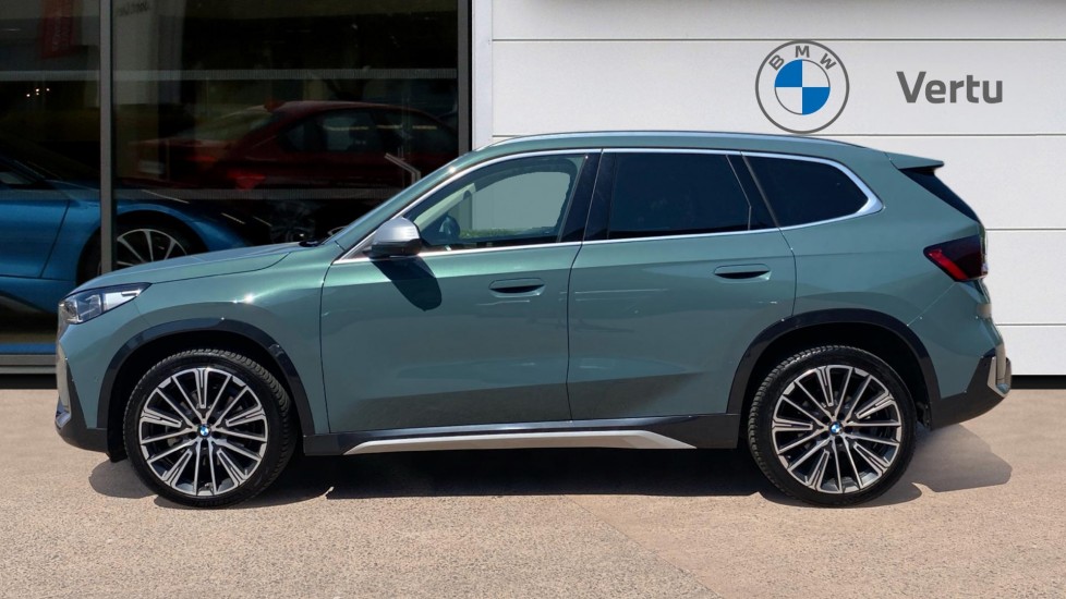 BMW X1 xDrive 23d MHT xLine 5dr Step Auto Diesel Estate - Image 3