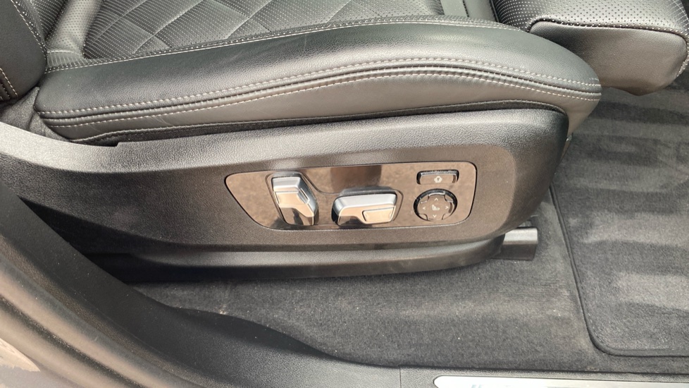 BMW X5 xDrive30d MHT M Sport 5dr Auto Diesel Estate - Image 45