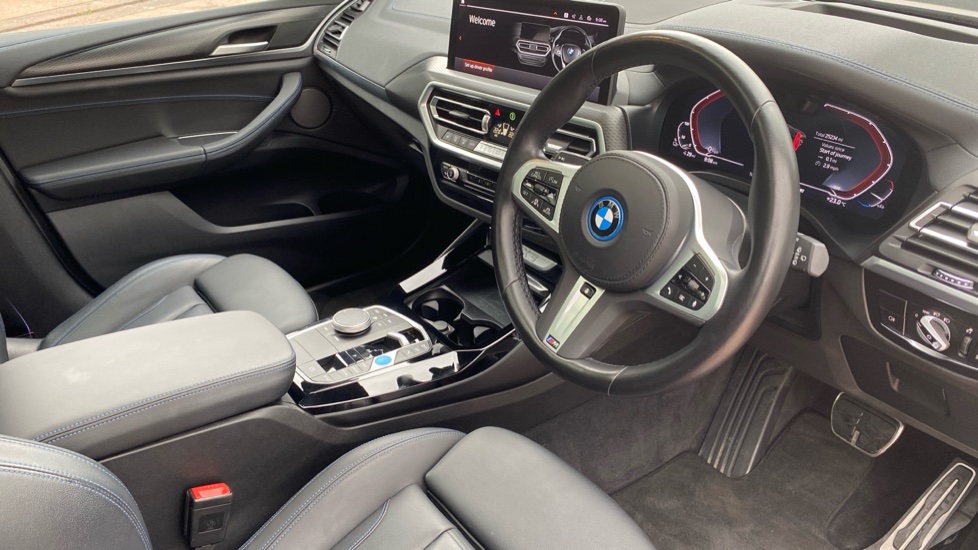 BMW iX3 210kW M Sport Pro 80kWh 5dr Auto Electric Estate - Image 6