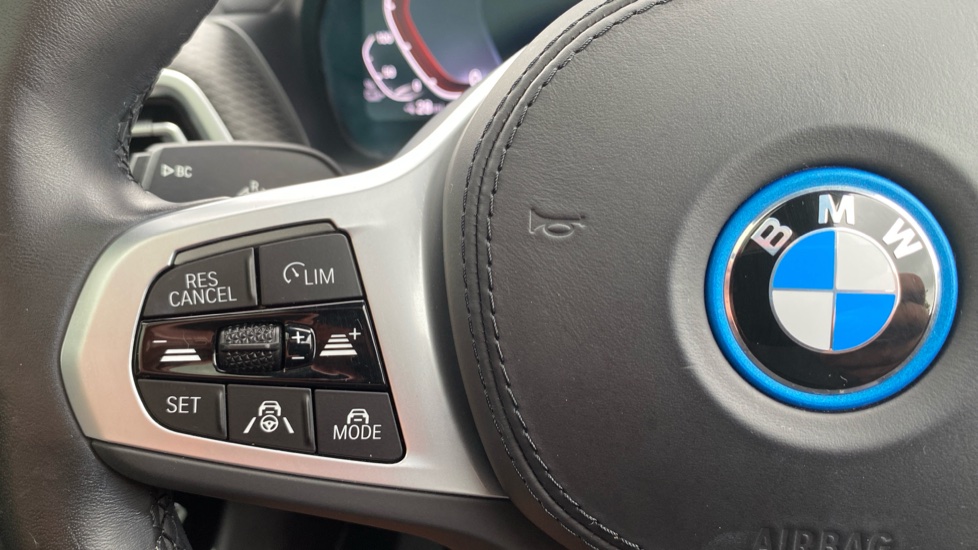 BMW iX3 210kW M Sport Pro 80kWh 5dr Auto Electric Estate - Image 17