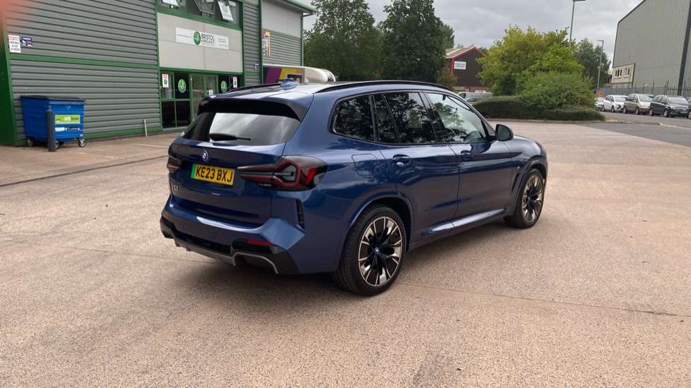 BMW iX3 210kW M Sport Pro 80kWh 5dr Auto Electric Estate - Image 27