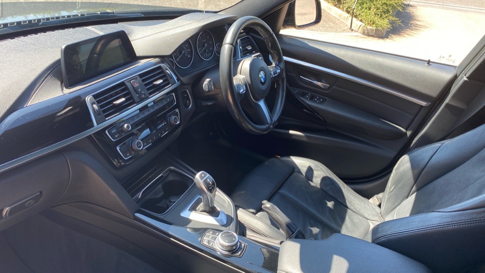 BMW 3 Series 320d M Sport 5dr Diesel Estate - Image 7