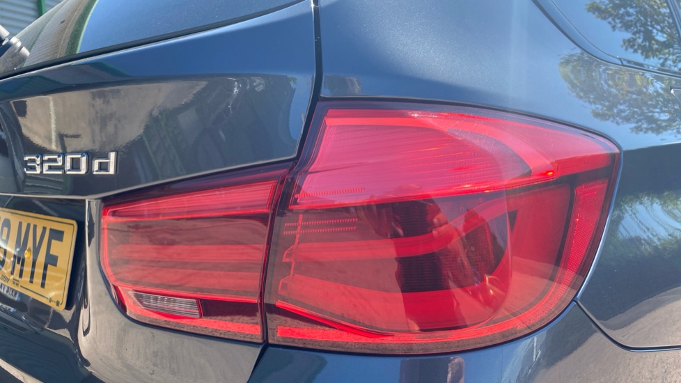 BMW 3 Series 320d M Sport 5dr Diesel Estate - Image 22