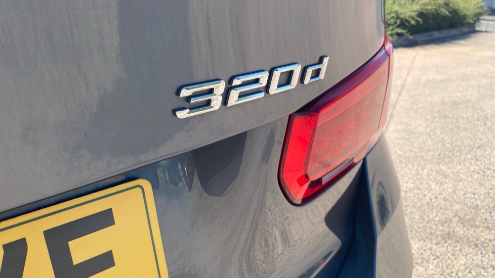 BMW 3 Series 320d M Sport 5dr Diesel Estate - Image 34