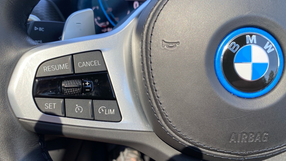 BMW X3 xDrive 30e M Sport 5dr Auto Estate - Image 17