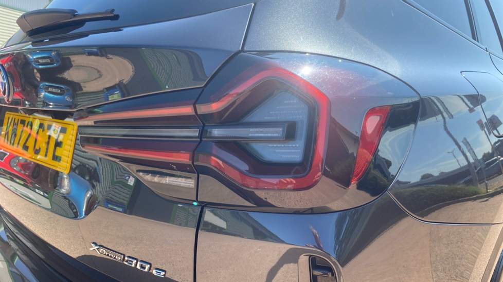 BMW X3 xDrive 30e M Sport 5dr Auto Estate - Image 22