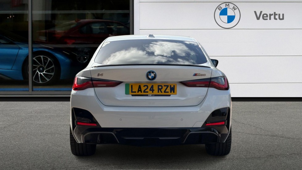 BMW i4 400kW M50 83.9kWh 5dr Auto Electric Hatchback - Image 15