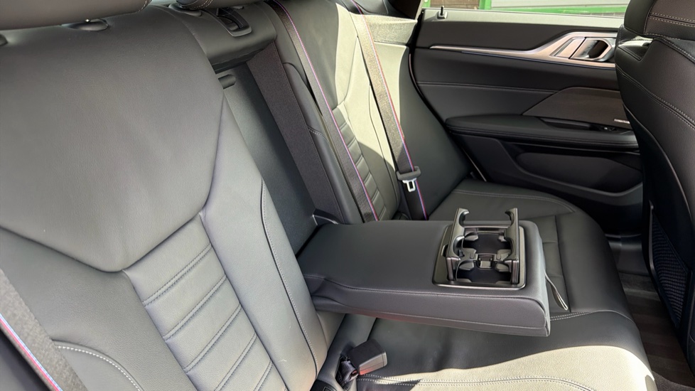 BMW i4 400kW M50 83.9kWh 5dr Auto Electric Hatchback - Image 25