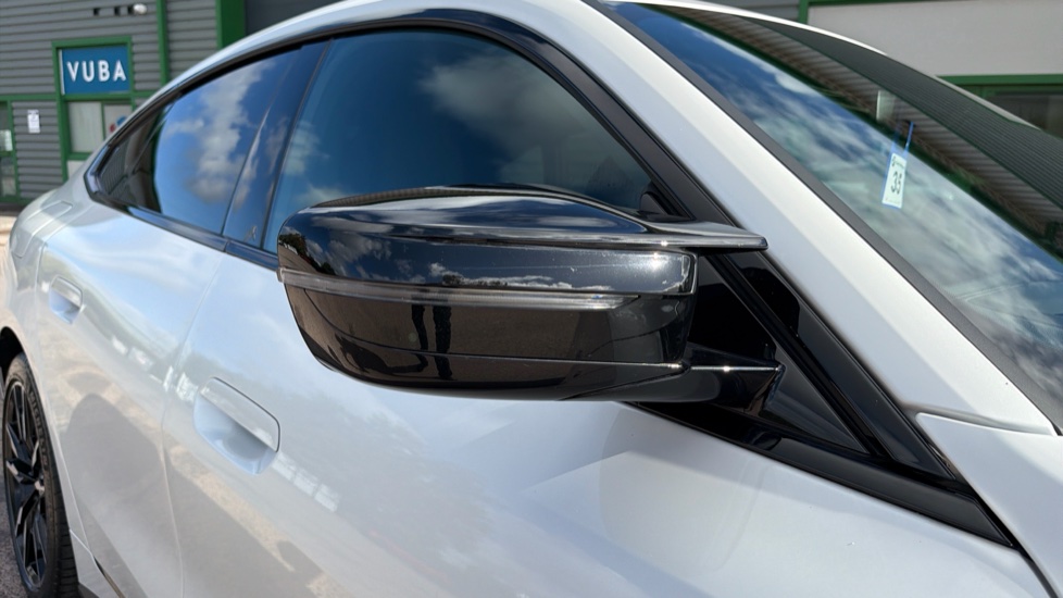 BMW i4 400kW M50 83.9kWh 5dr Auto Electric Hatchback - Image 29