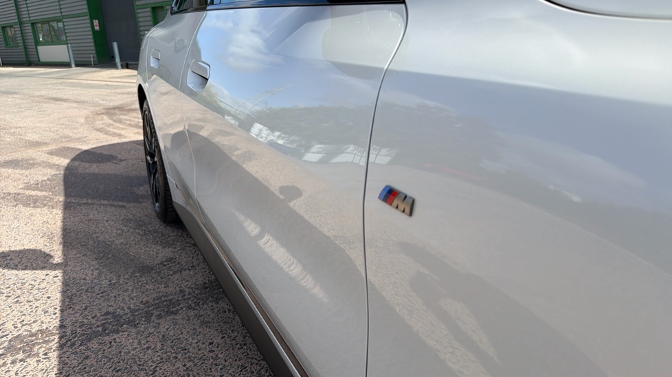 BMW i4 400kW M50 83.9kWh 5dr Auto Electric Hatchback - Image 30