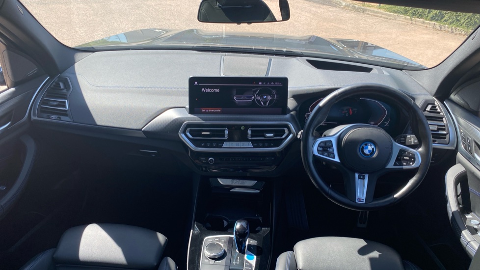 BMW iX3 210kW M Sport Pro 80kWh 5dr Auto Electric Estate - Image 4