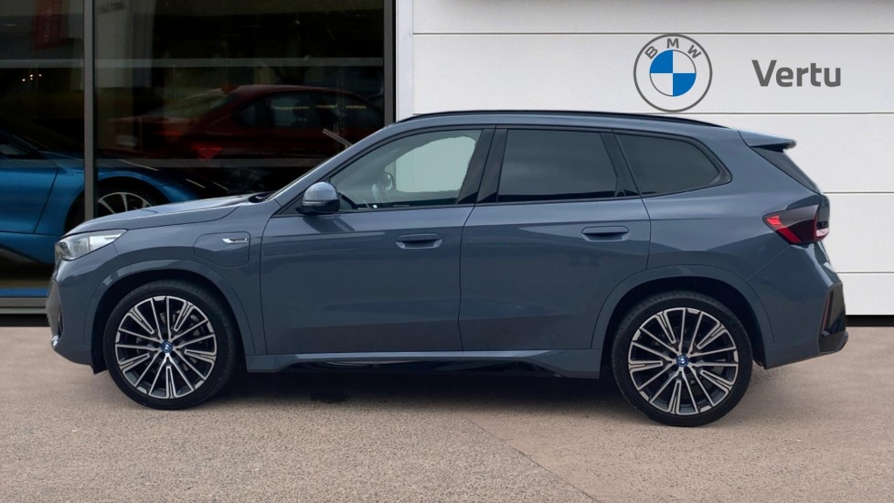 BMW X1 xDrive 30e M Sport 5dr Step Auto Estate - Image 3