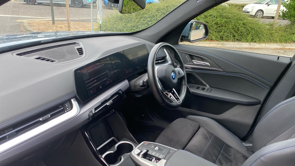 BMW X1 xDrive 30e M Sport 5dr Step Auto Estate - Image 7