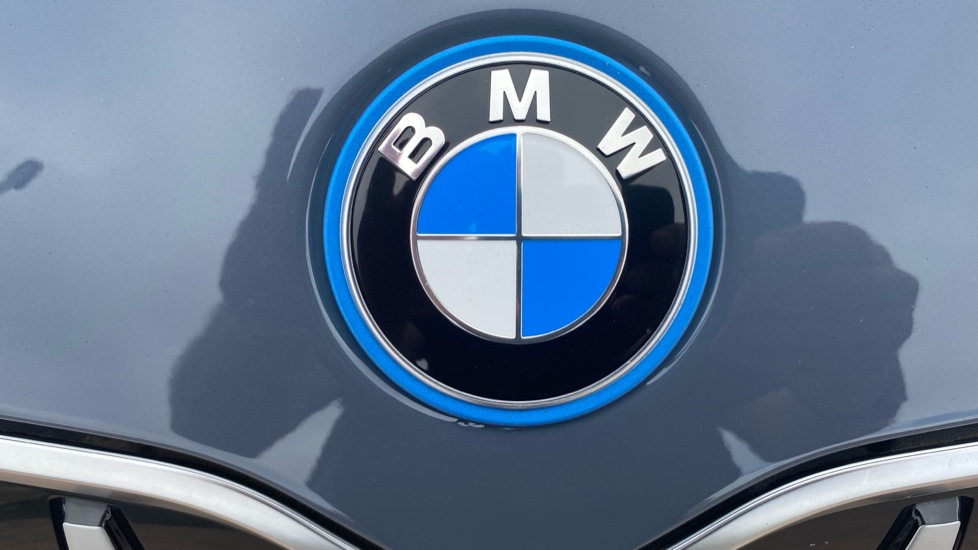 BMW X1 xDrive 30e M Sport 5dr Step Auto Estate - Image 29