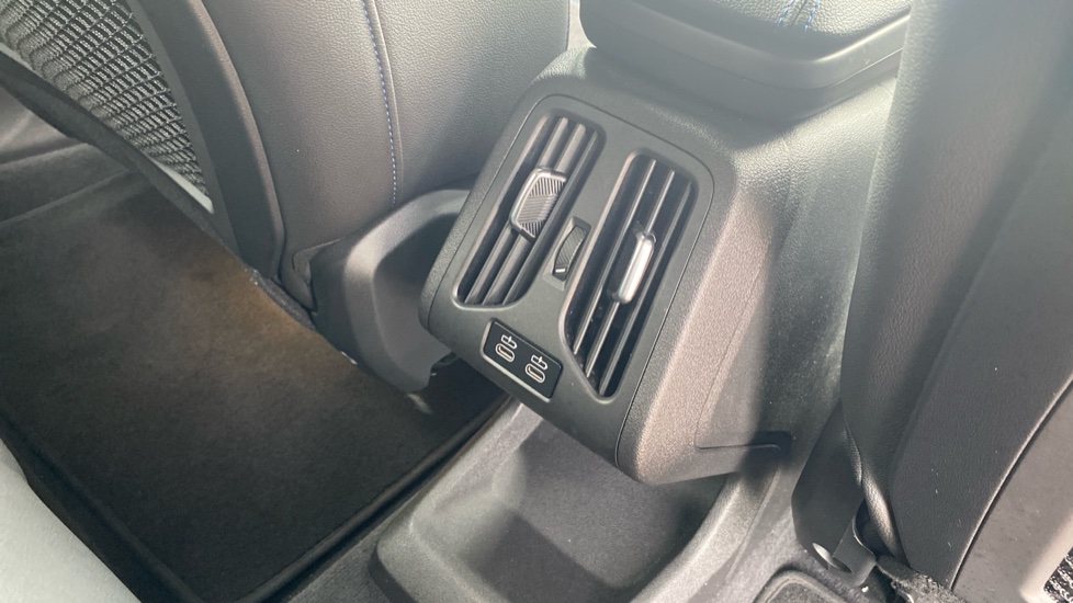 BMW X1 xDrive 30e M Sport 5dr Step Auto Estate - Image 39