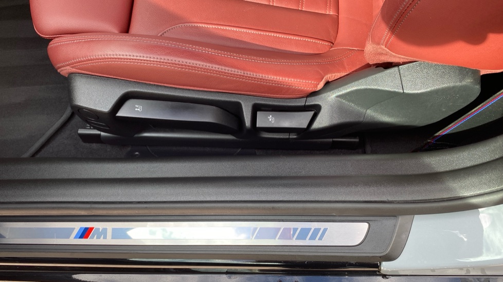 BMW 2 Series 220i M Sport 2dr Step Auto Petrol Coupe - Image 31