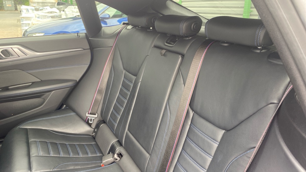 BMW i4 250kW eDrive40 M Sport 83.9kWh 5dr Auto Electric Hatchback - Image 12