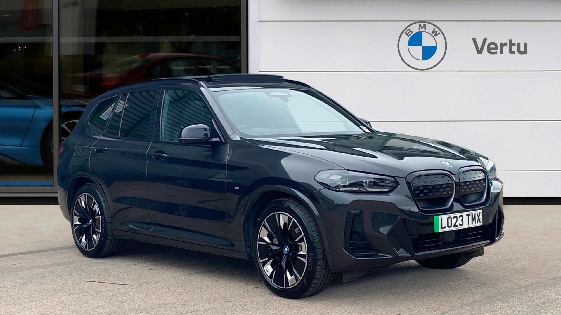 BMW iX3 listing photo