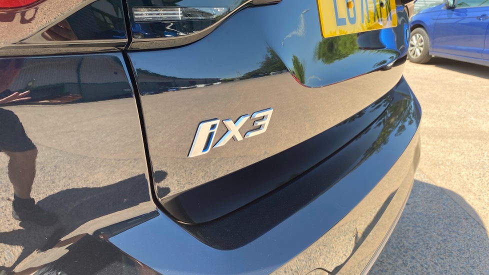 BMW iX3 210kW M Sport 80kWh 5dr Auto Electric Estate - Image 35