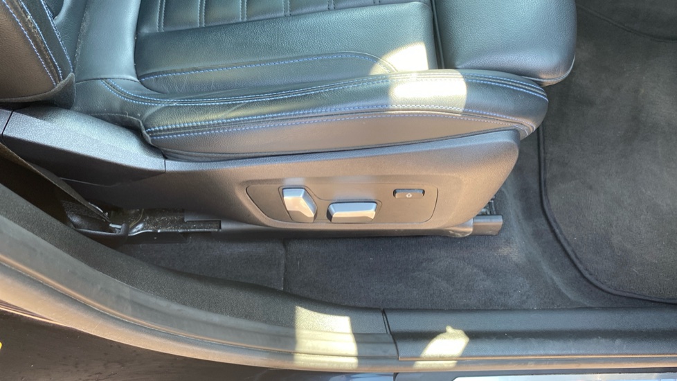 BMW iX3 210kW M Sport 80kWh 5dr Auto Electric Estate - Image 45