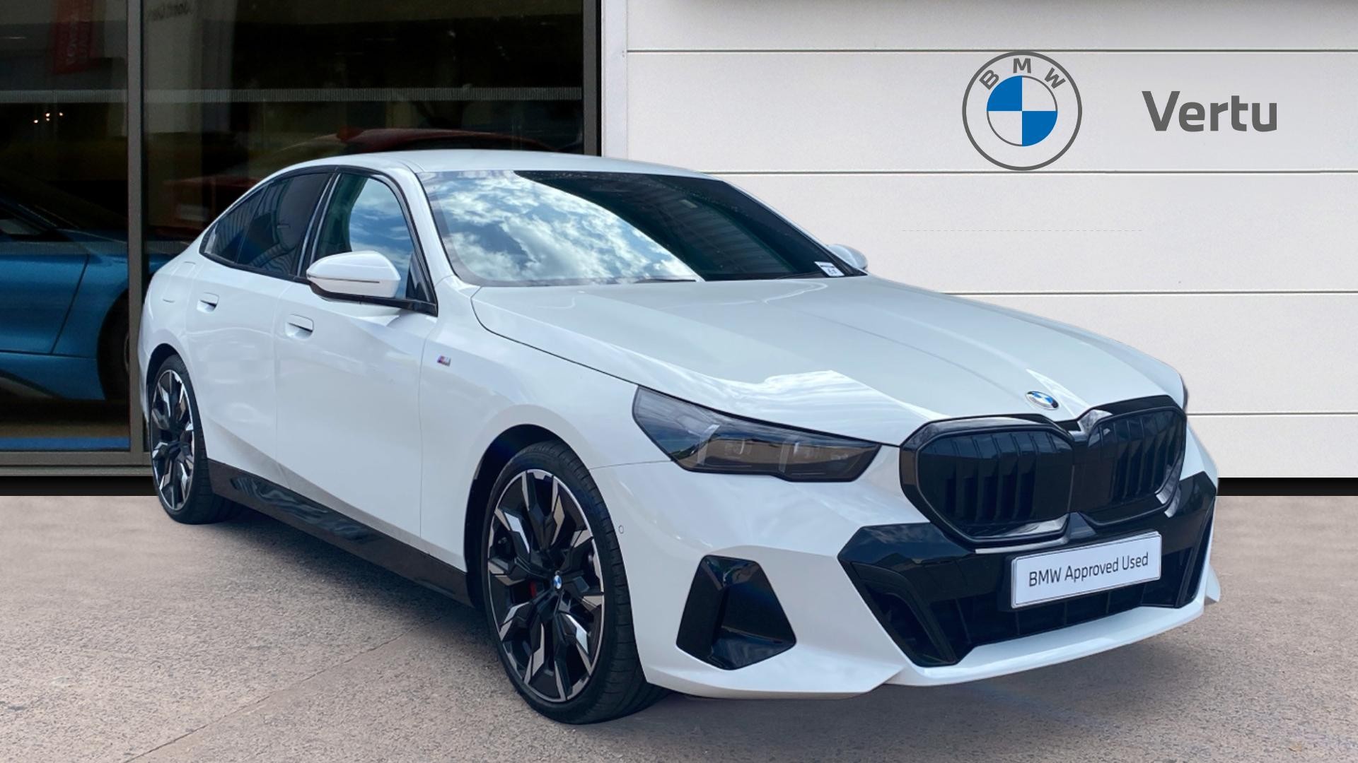 BMW 5 Series listing photo