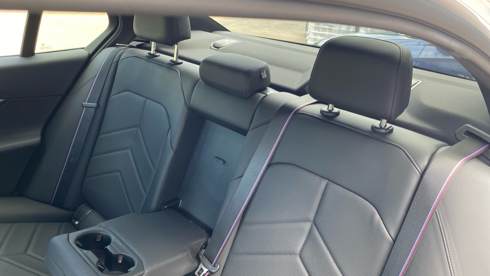 BMW 5 Series 520i M Sport Pro 4dr Auto [Tech Plus/Comfort Plus] Petrol Saloon - Image 12