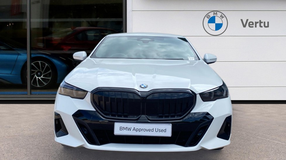 BMW 5 Series 520i M Sport Pro 4dr Auto [Tech Plus/Comfort Plus] Petrol Saloon - Image 16