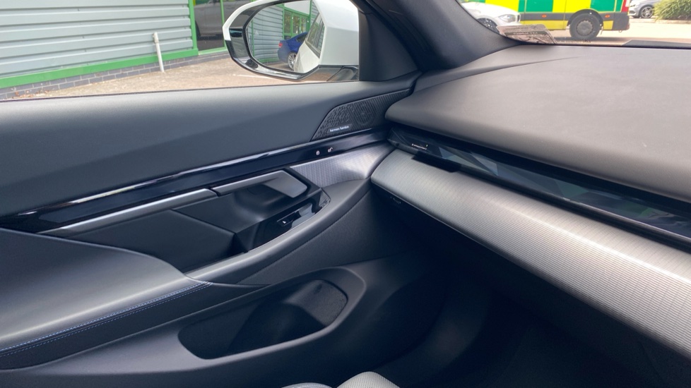 BMW 5 Series 520i M Sport Pro 4dr Auto [Tech Plus/Comfort Plus] Petrol Saloon - Image 62