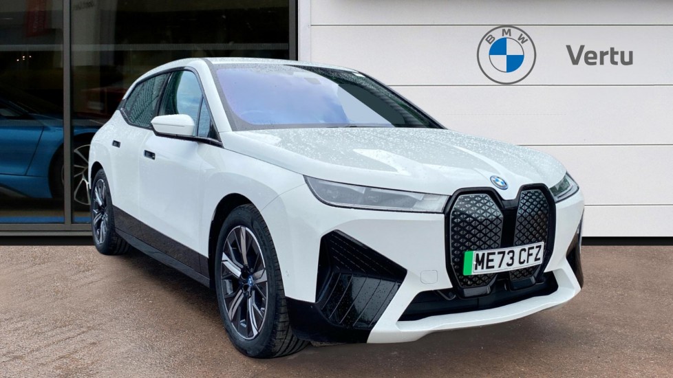 BMW iX 240kW xDrive40 M Sport 76.6kWh 5dr Auto Electric Estate - Image 1