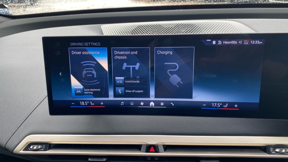 BMW iX 240kW xDrive40 M Sport 76.6kWh 5dr Auto Electric Estate - Image 67