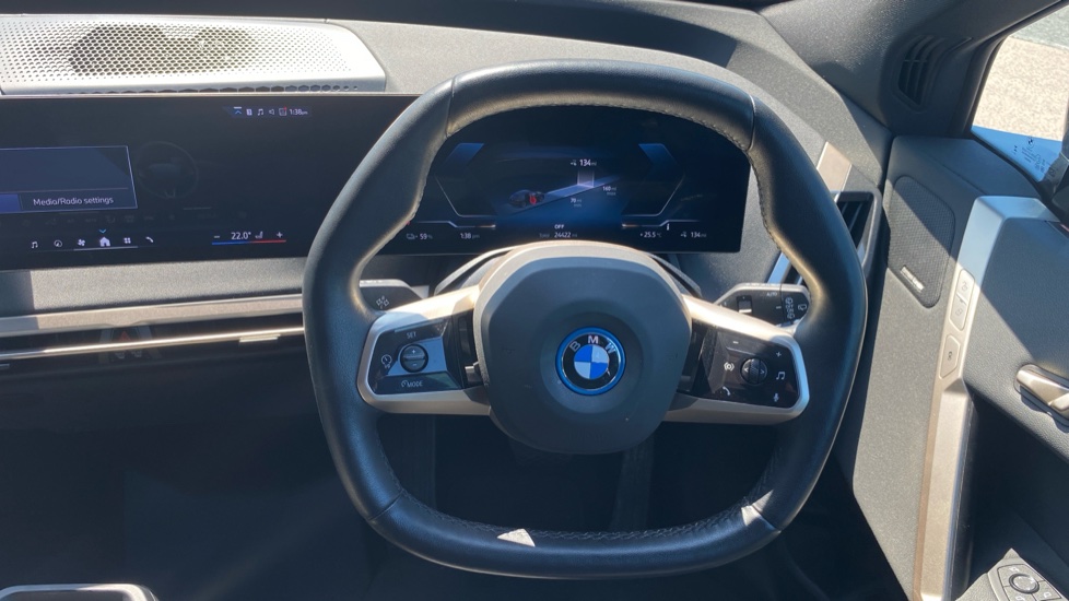 BMW iX 240kW xDrive40 M Sport 76.6kWh 5dr Auto Electric Estate - Image 5