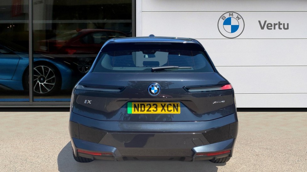 BMW iX 240kW xDrive40 M Sport 76.6kWh 5dr Auto Electric Estate - Image 15