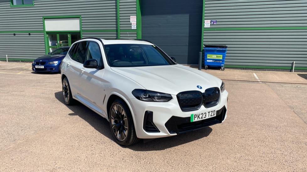 BMW iX3 210kW M Sport Pro 80kWh 5dr Auto Electric Estate - Image 24
