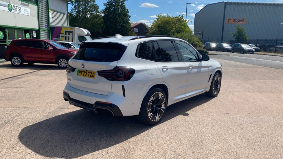 BMW iX3 210kW M Sport Pro 80kWh 5dr Auto Electric Estate - Image 27