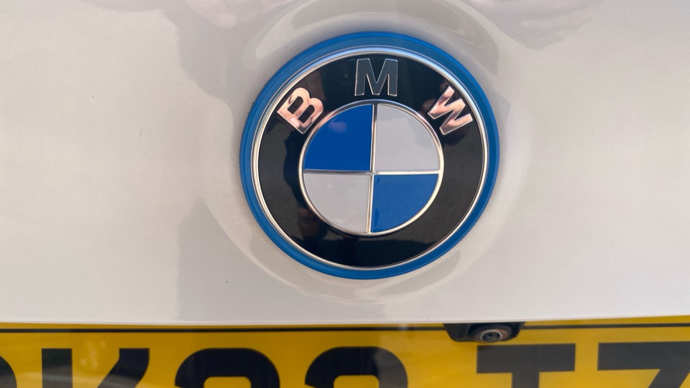 BMW iX3 210kW M Sport Pro 80kWh 5dr Auto Electric Estate - Image 38