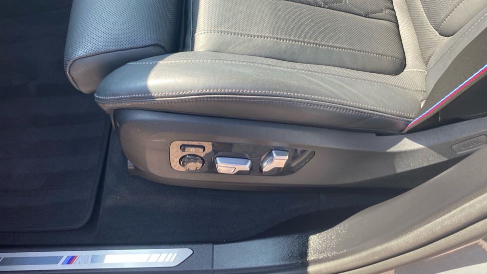 BMW X5 xDrive50e M Sport 5dr Auto [Tech/Pro Pack] Estate - Image 30