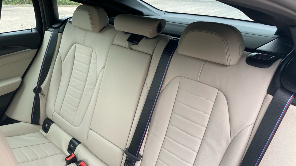 BMW X4 xDrive20d MHT M Sport 5dr Step Auto Diesel Estate - Image 12