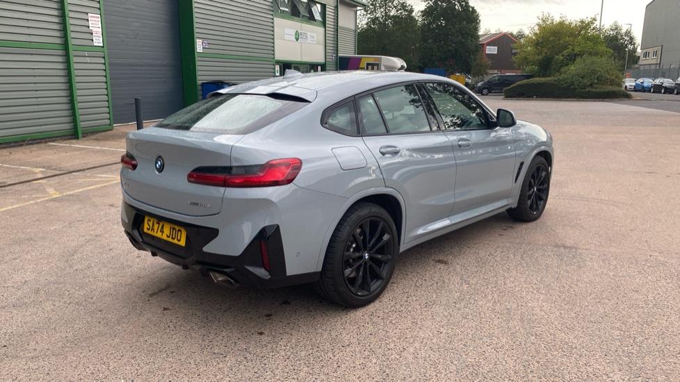 BMW X4 xDrive20d MHT M Sport 5dr Step Auto Diesel Estate - Image 27