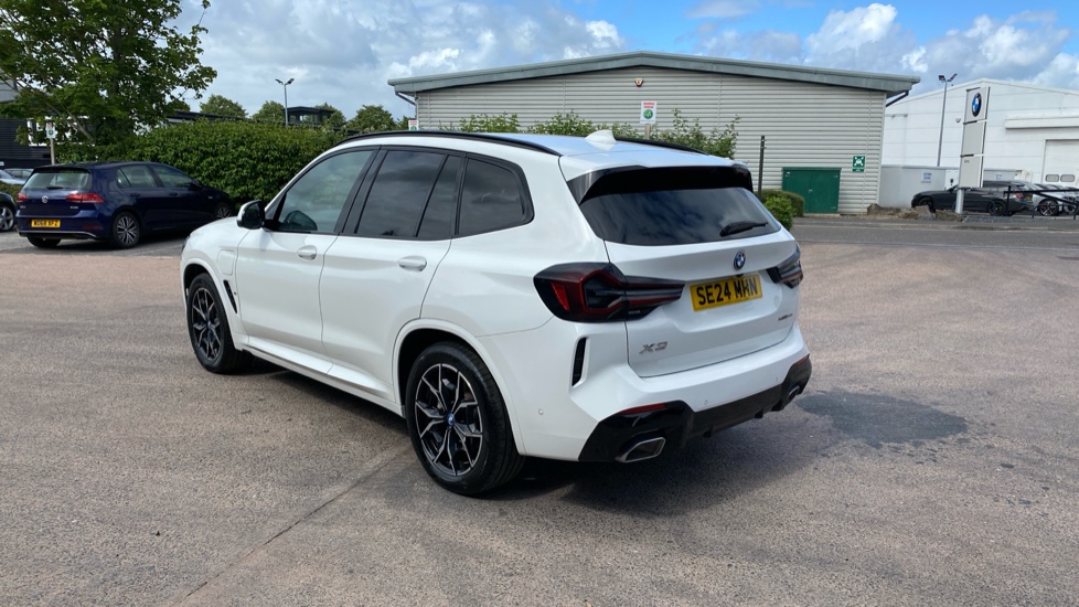 BMW X3 xDrive 30e M Sport 5dr Auto Estate - Image 27