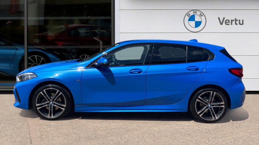 BMW 1 Series 118i [136] M Sport 5dr [Live Cockpit Professional] Petrol Hatchback - Image 3