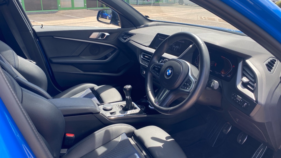 BMW 1 Series 118i [136] M Sport 5dr [Live Cockpit Professional] Petrol Hatchback - Image 6
