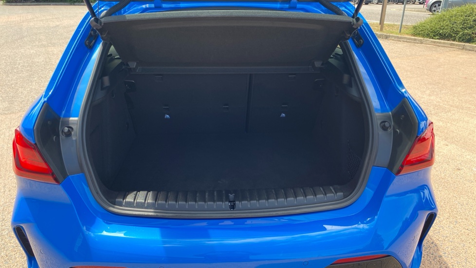 BMW 1 Series 118i [136] M Sport 5dr [Live Cockpit Professional] Petrol Hatchback - Image 13
