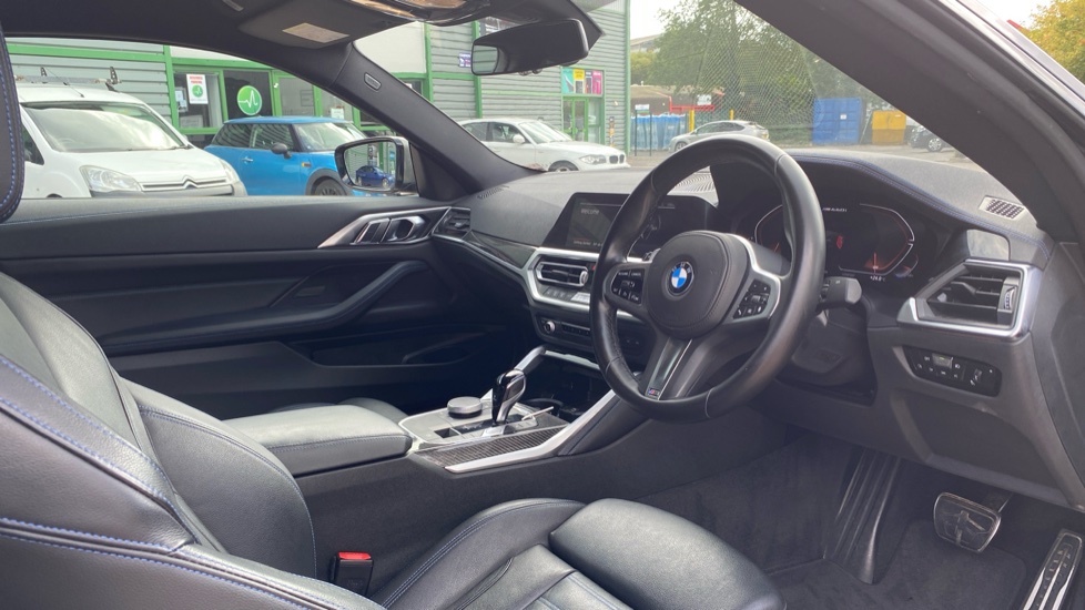 BMW 4 Series M440i xDrive MHT 2dr Step Auto Petrol Coupe - Image 6
